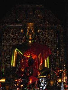 Buddha Rupa Cambodia Photo: ©  Janet Novak