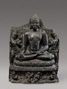 Seated Buddha Reaching Enlightenment, Flanked by Avalokiteshvara and Maitreya, India, Bihar, Nalanda monastery, late 10th–11th century © Metropolitan Museum of Art